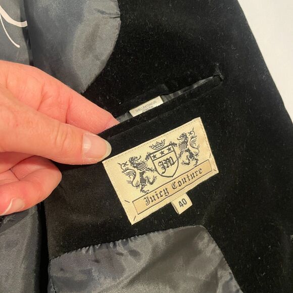 ~ Mens 40 Juicy Couture Velvet Blazer** Black Lined Flap Pockets 2 button Notch - Picture 2 of 15